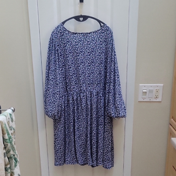 Ava & Viv Blue Floral Long Sleeve Dress - Picture 8 of 8